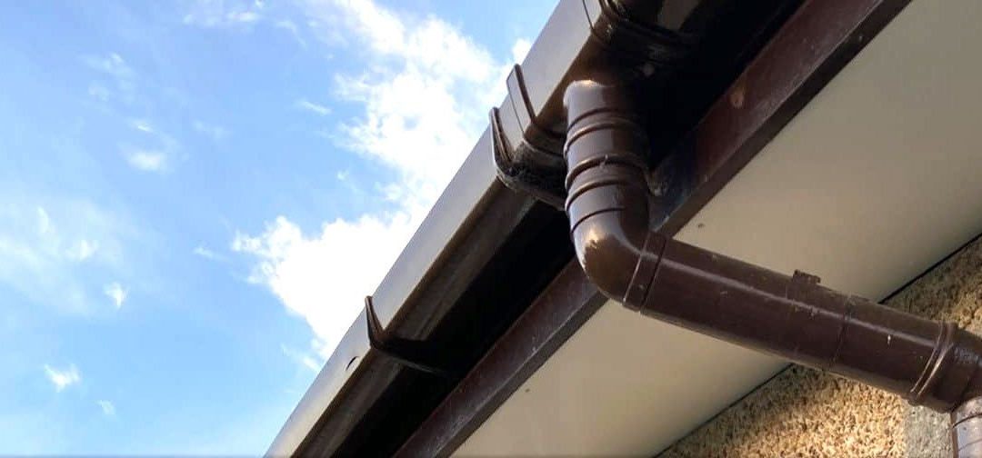 roof gutter replacement